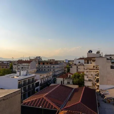 Apartment Secret Oasis Aptms 2